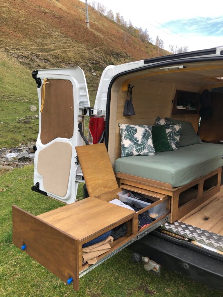 Construction de Tiny Houses et aménagement de vans sur mesure