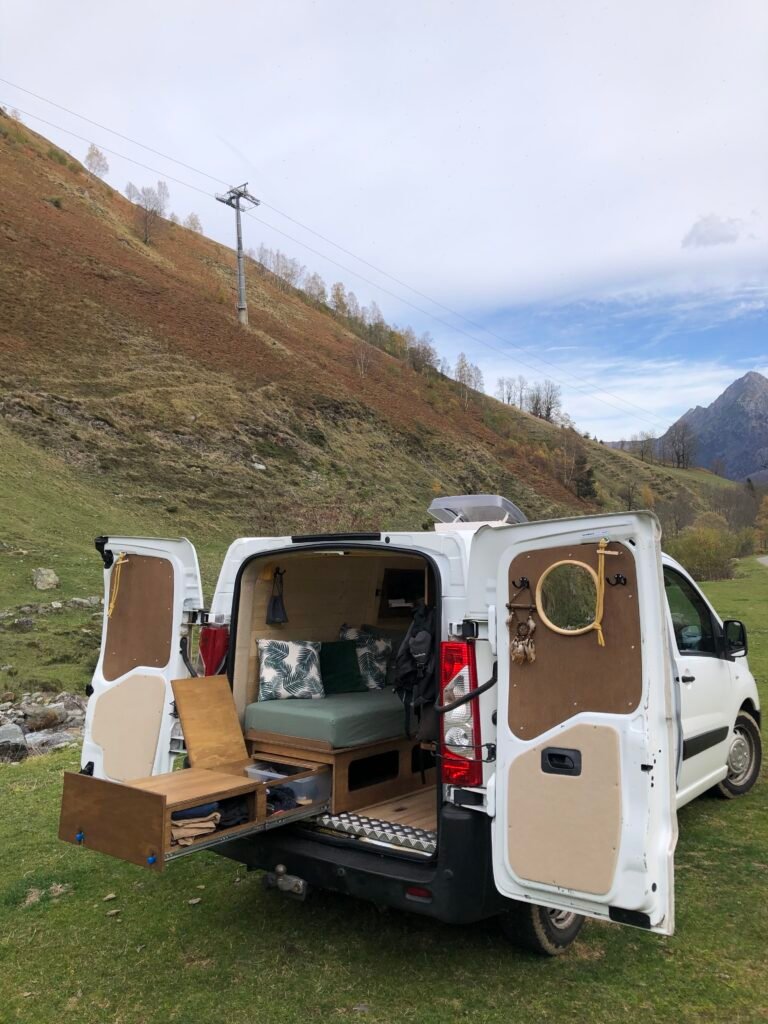 Construction de Tiny Houses et aménagement de vans sur mesure