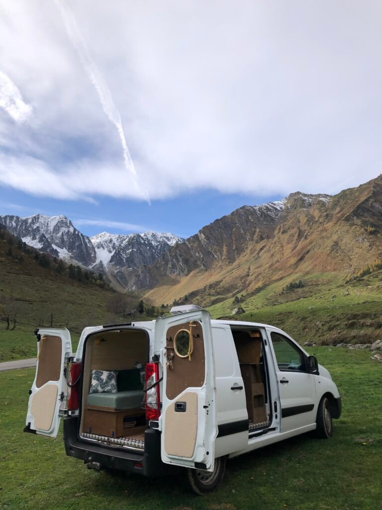 Construction de Tiny Houses et aménagement de vans sur mesure